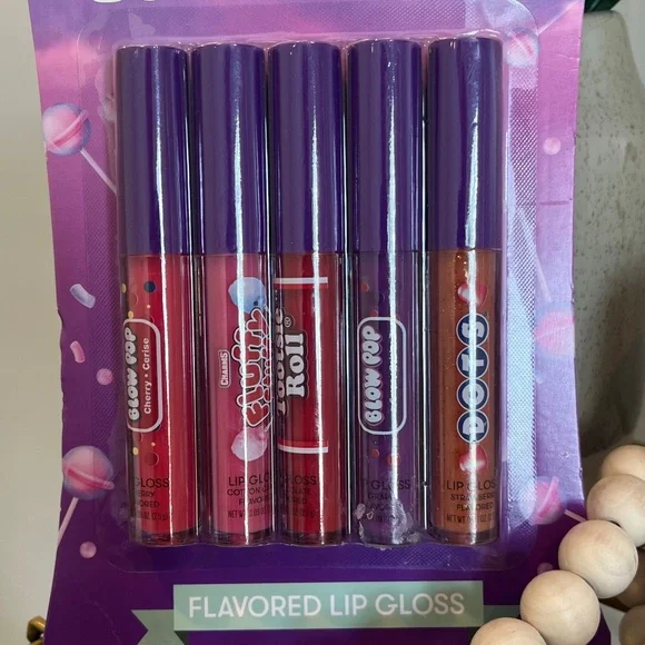 Tootsie Roll Flavored Lip Gloss - Picture 3 of 4